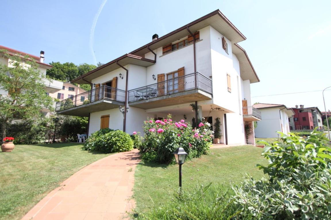 B&B Margherita Le Fiabe Sant'Agata Feltria Exterior photo
